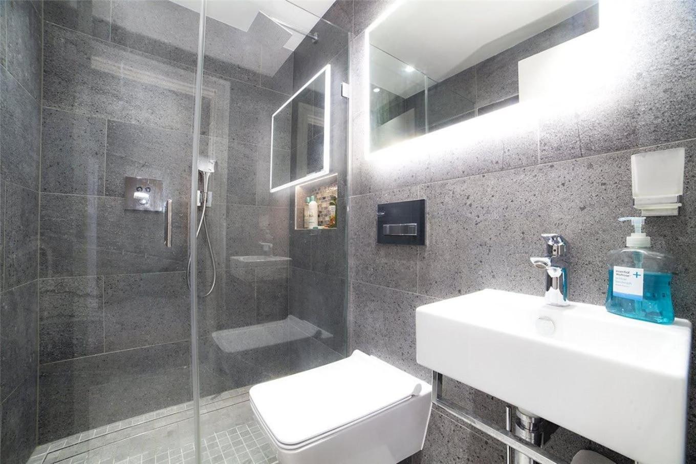 Bedroom In My Seven Dials In Covent Garden Just A Minute's Walk From Soho Londra